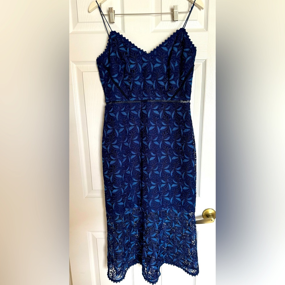Monique Lhuillier cocktail dress